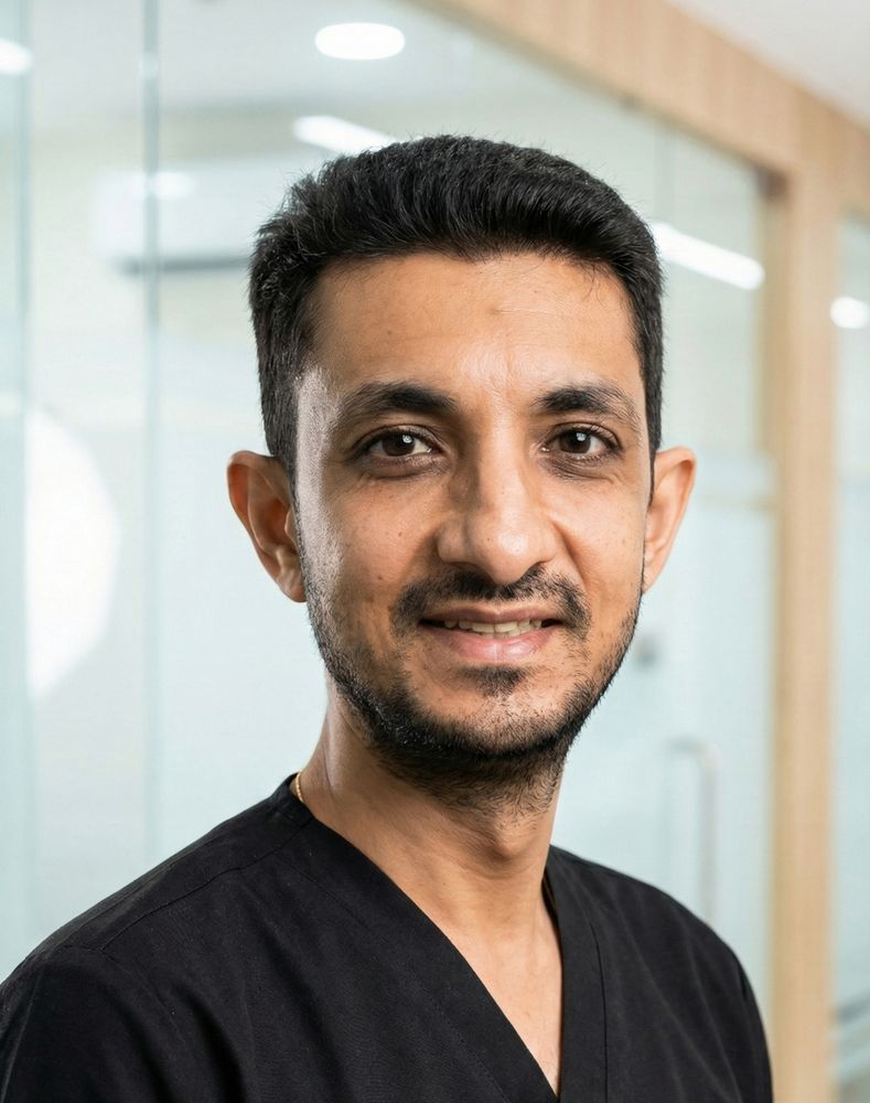 Dr. Bhavesh Kapadia, Orthodontist & Implantologist at Smile Masterz Dental Clinic, Borivali